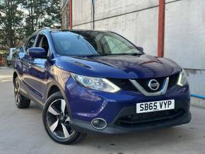 NISSAN QASHQAI 2015 (65) at Car Hub Motors West Drayton