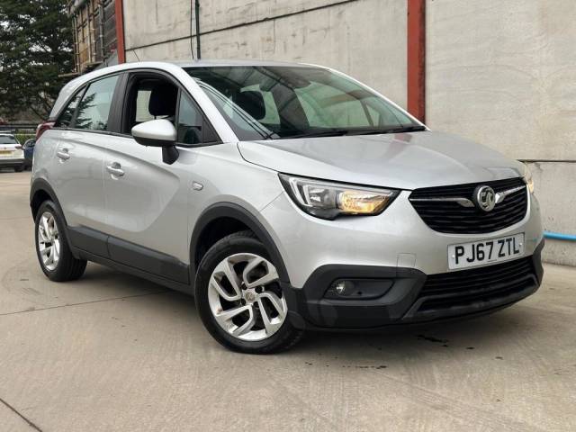 Vauxhall Crossland X 1.6 Turbo D ecoTEC SE Euro 6 (s/s) 5dr SUV Diesel Silver